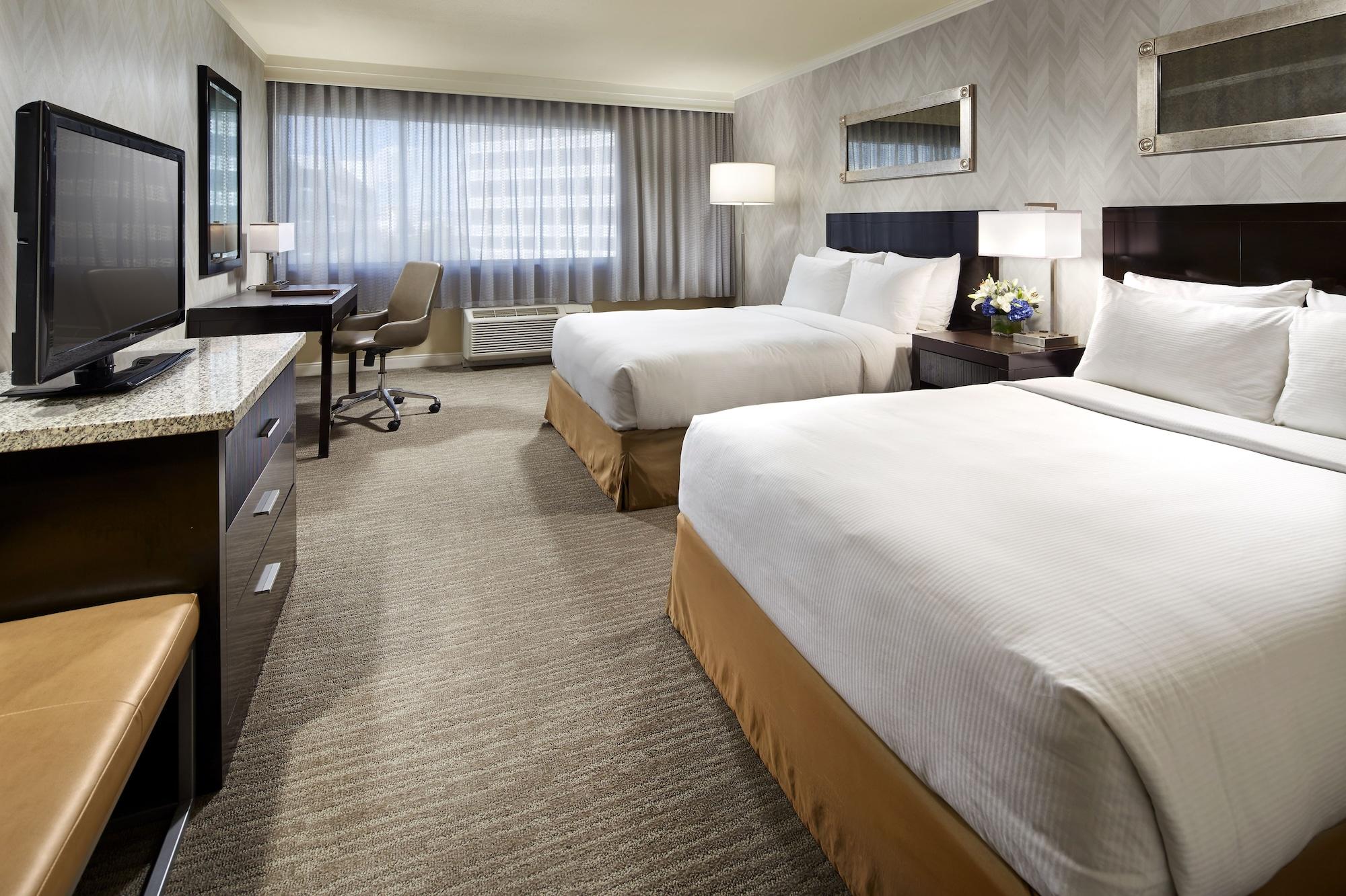 Hotel Doubletree By Hilton Lax -