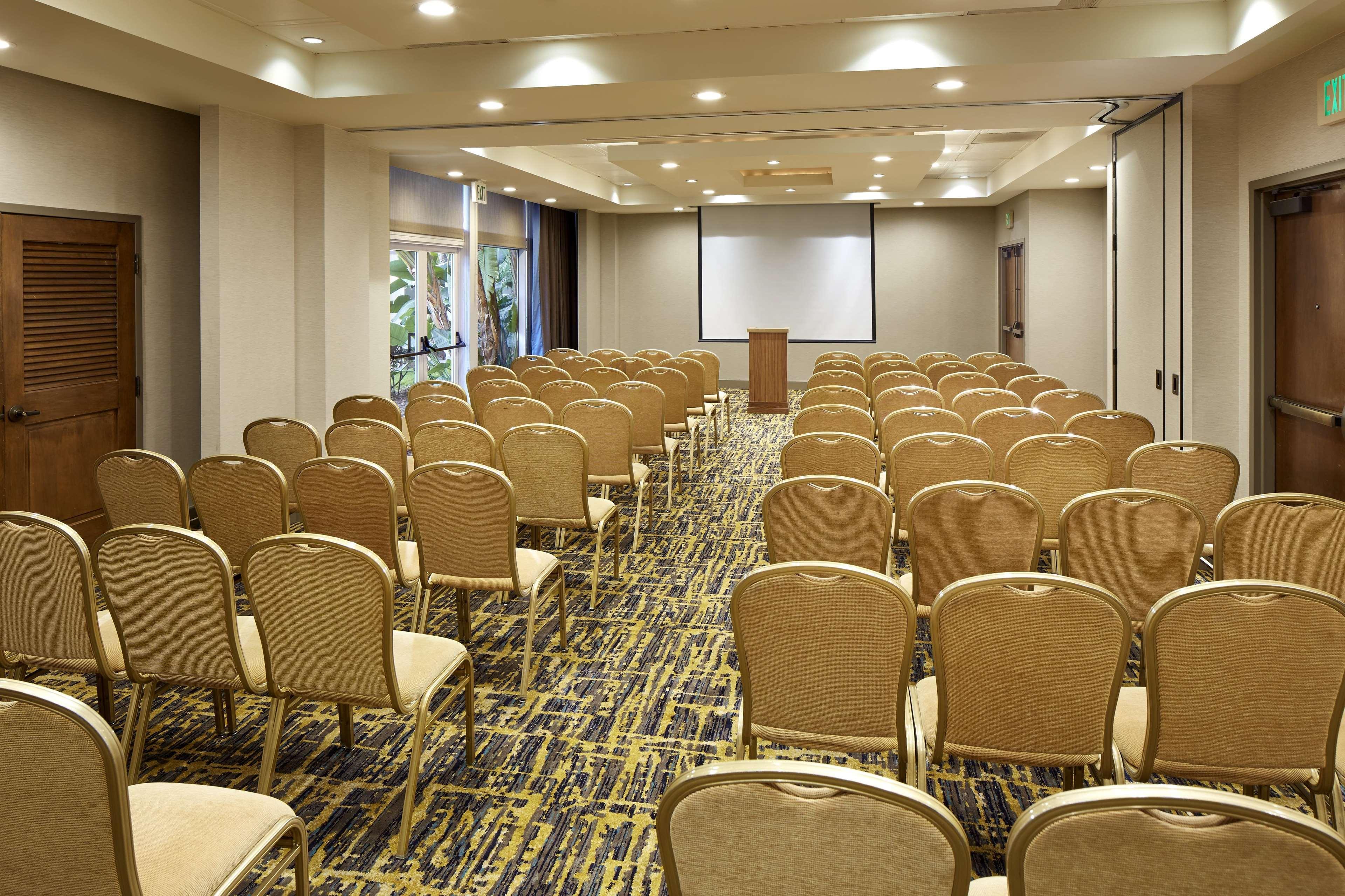 Doubletree By Hilton Lax - 4* El Segundo
