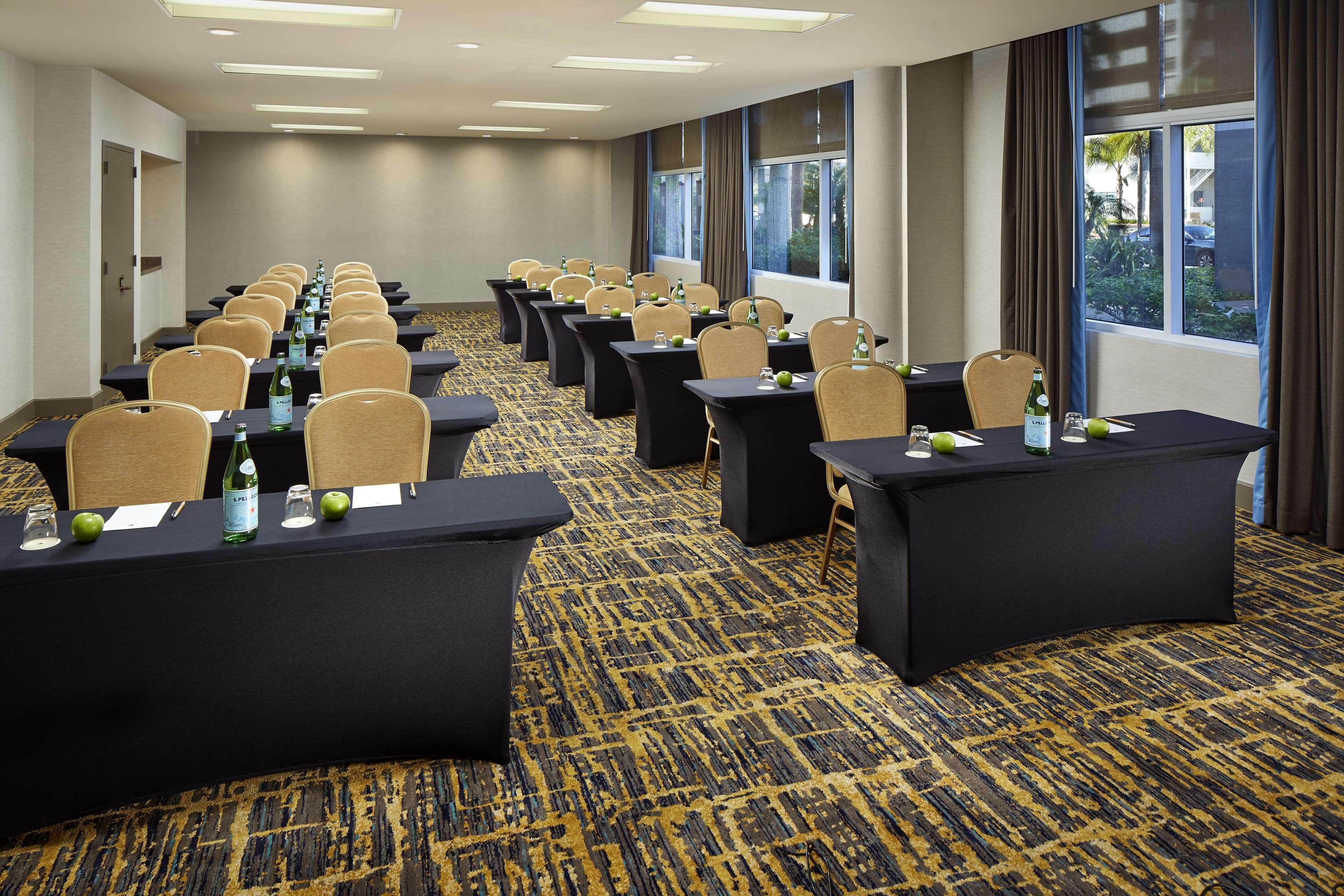 Doubletree By Hilton Lax - El Segundo
