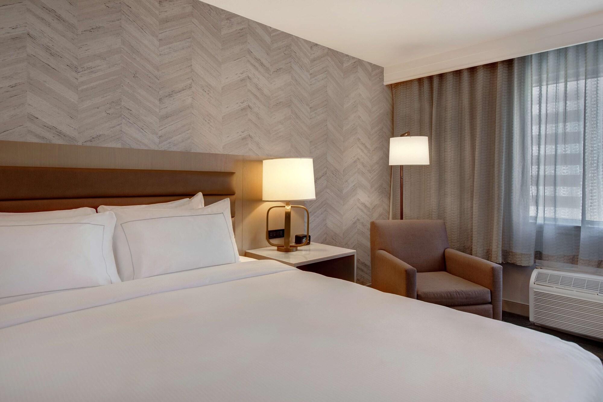 Doubletree By Hilton Lax - 4*