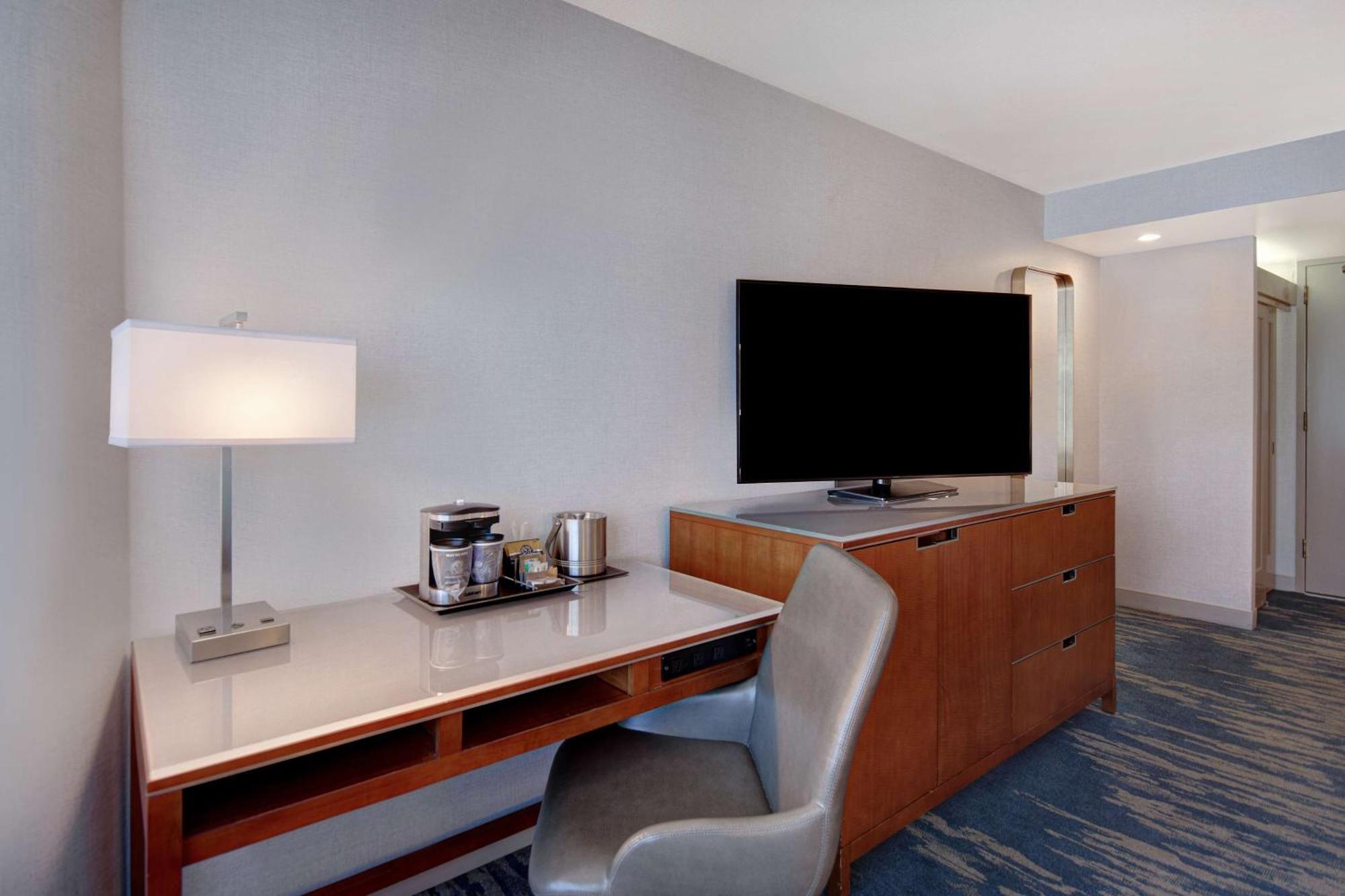 Hotel Doubletree By Hilton Lax - El Segundo