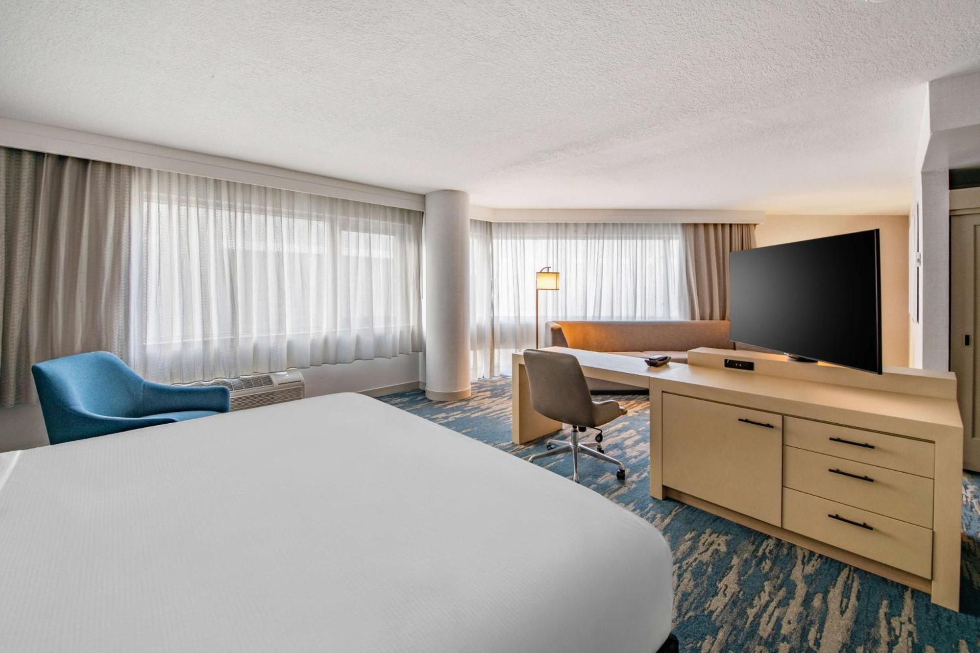 Doubletree By Hilton Lax - Hotel