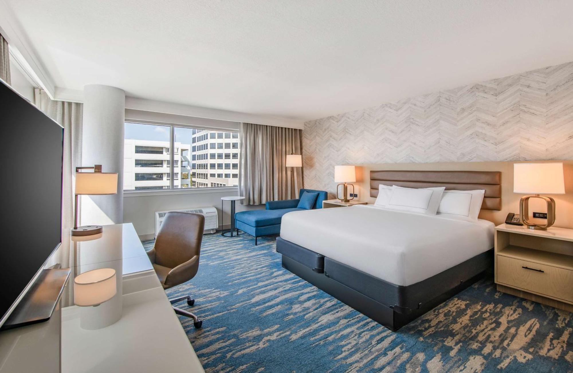 Hotel Doubletree By Hilton Lax - 4*