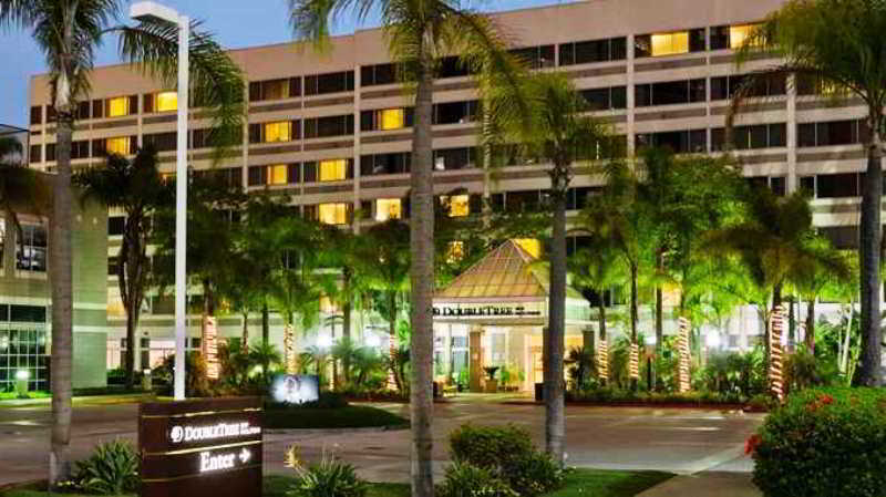 Doubletree By Hilton Lax - 4*